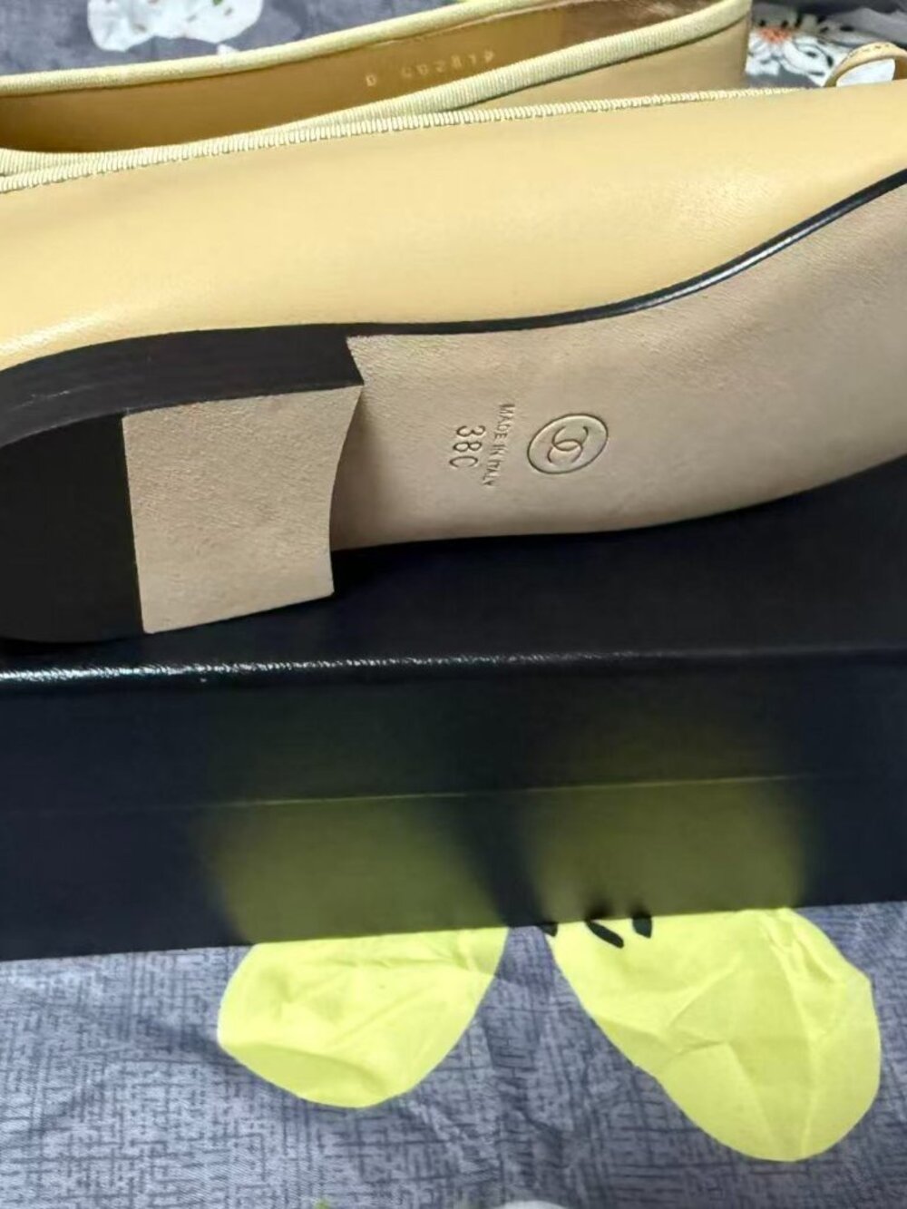 Womens CHANEL BALLET SHOES - Picture 2 of 6